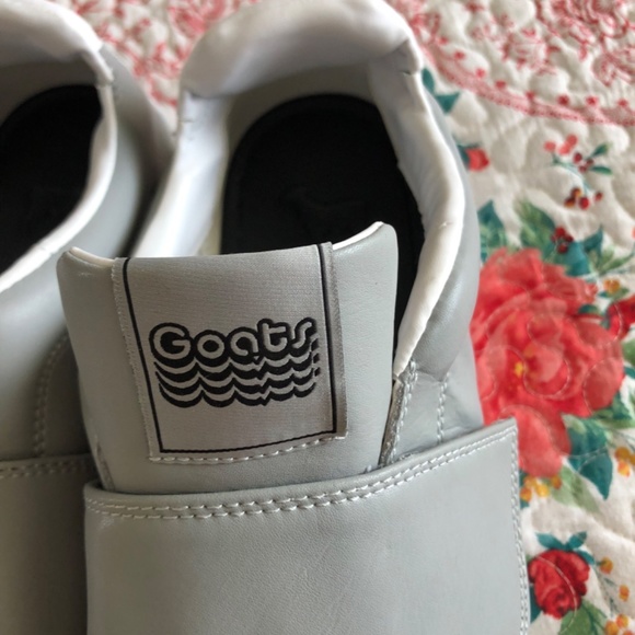 Men's Leather Sneakers - Picture 2 of 16